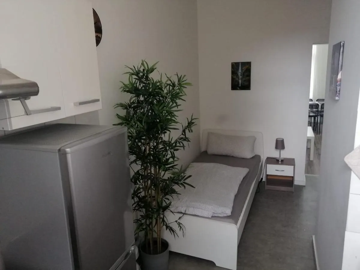 Wohnung In Koeln 1B Cologne