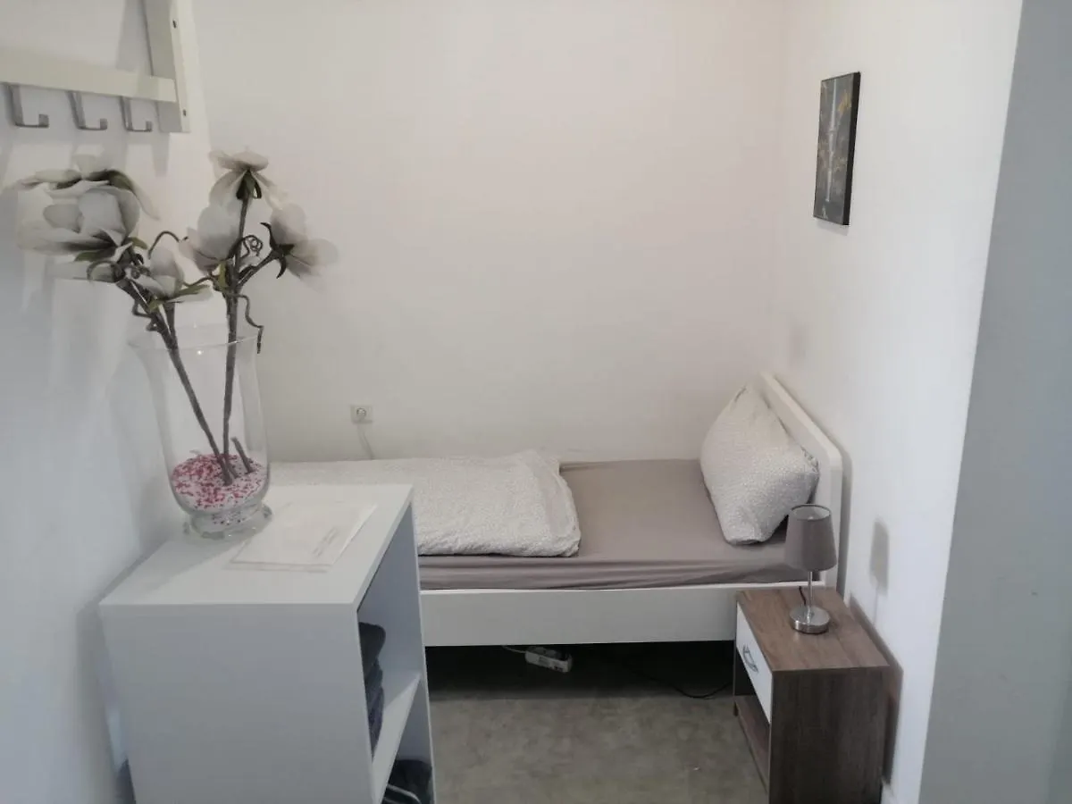 Appartamento Wohnung In Koeln 1B